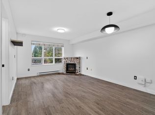 14377 103rd Ave #305, Surrey, BC