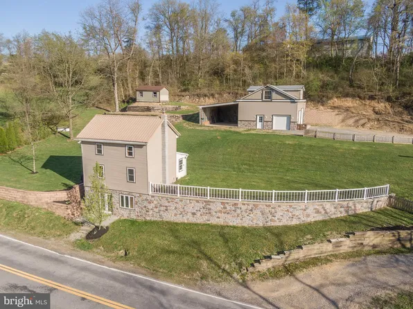 1967 Freeman Hollow Rd, Loysville, PA 17047