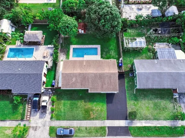 6990 Liberty Street, Hollywood, FL 33024