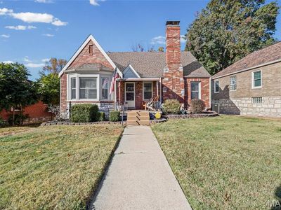 9135 Vasel Dr, Saint Louis, MO, 63123