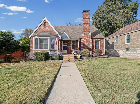 9135 Vasel Dr, Saint Louis, MO 63123