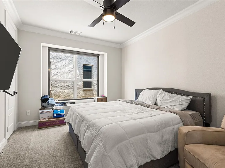 721 Yarrow St — Photo 15
