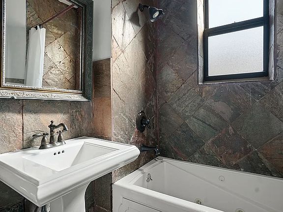 4th image of 616 W 137th St APT 6A