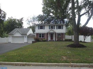 1582 Sylvan Dr, Blue Bell, PA 19422