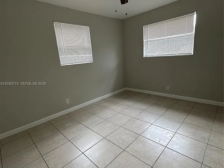 1645 NW 6th Ave #W — Photo 7