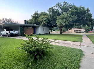 1343 Hillcrest Dr, Graham, TX 76450