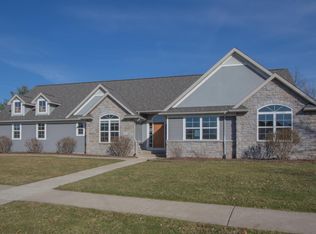 9833 Navy Pier St, Portage, MI 49002