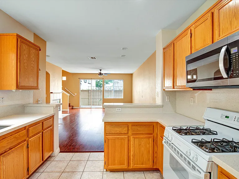 10910 Ivy Hill Dr #4 — Photo 19