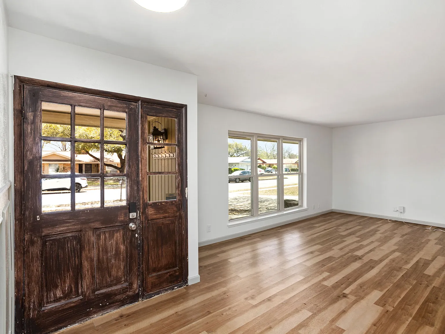 5259 Prince Valiant Drive - 1 — Photo 4
