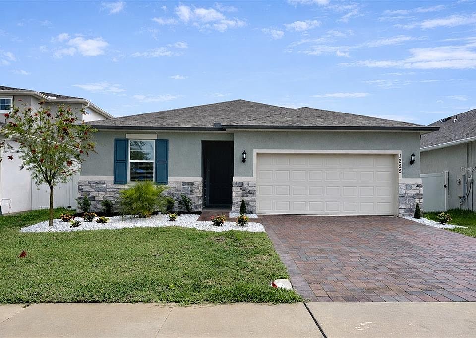 1st image of 1225 Fox Hedge Ln