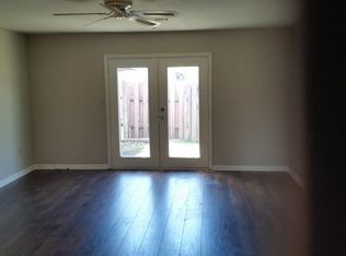 132 Stonehedge Dr, Warner Robins, GA 31088