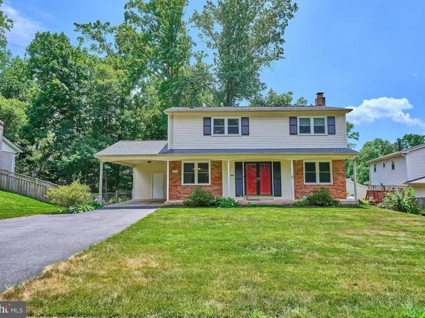 9123 Donna Dean Dr, Springfield, VA 22153