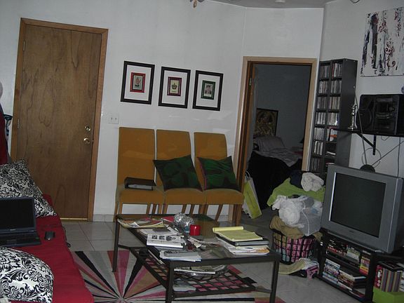 5th image of 537 W Claremont #2