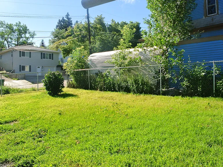 122 5th Ave SE — Photo 14