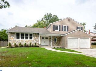 716 Crestbrook Ave, Cherry Hill, NJ 08003