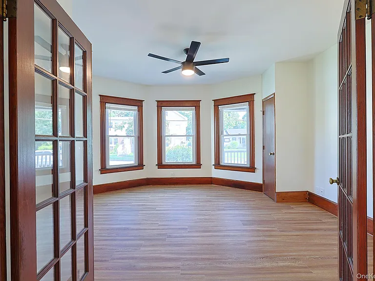 34 Lagrange Ave — Photo 6