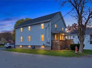 131 Roma St, East Providence, RI 02914