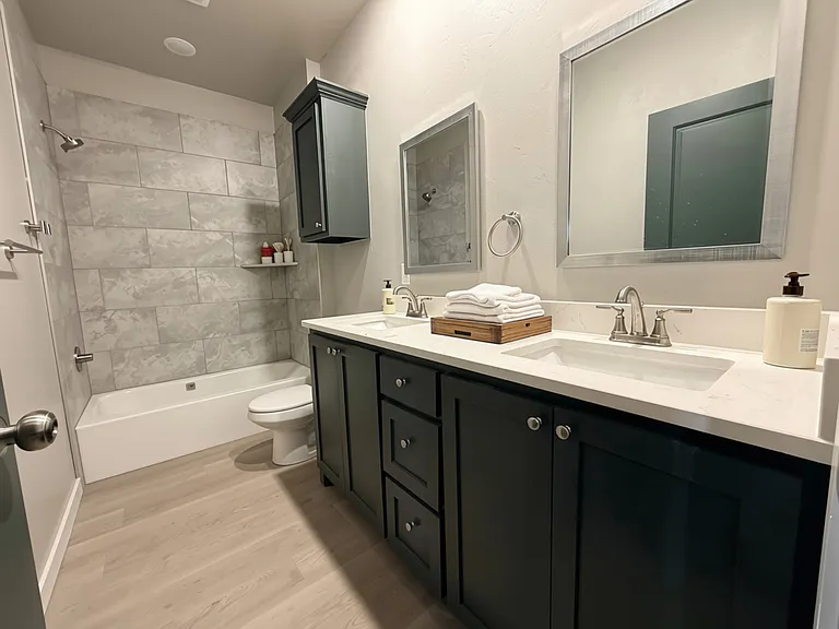 1407 SW Bishop Rd — Photo 8