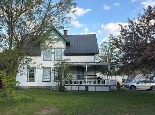122 Spring St, Hardwick, VT 05843