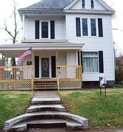 2nd image of 504 High Ave E