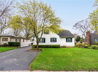 239 Leonard Rd, Rochester, NY 14616