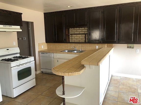 4th image of 8684 Costello Ave