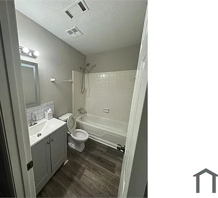 2 bed, 984 sqft, $1,300 — Photo 4