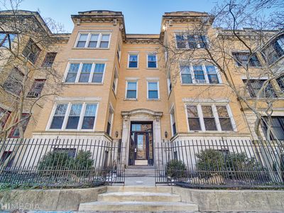 5324 S Hyde Park Blvd APT 3, Chicago, IL, 60615
