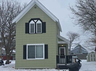 2124 Willow St, Port Huron, MI 48060