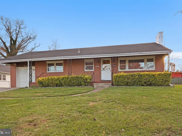 261 Clover Ave, Ewing, NJ 08638