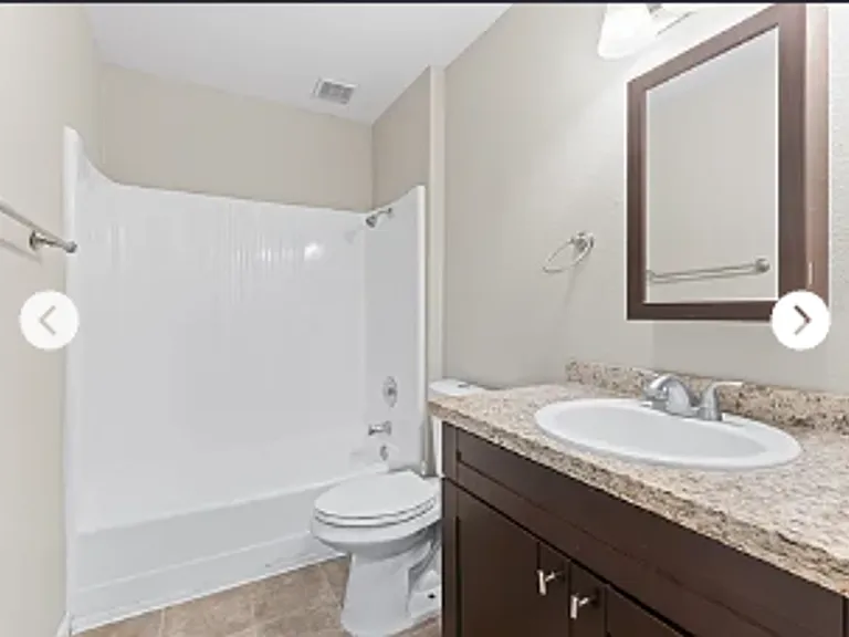 228 Las Flores Dr — Photo 3