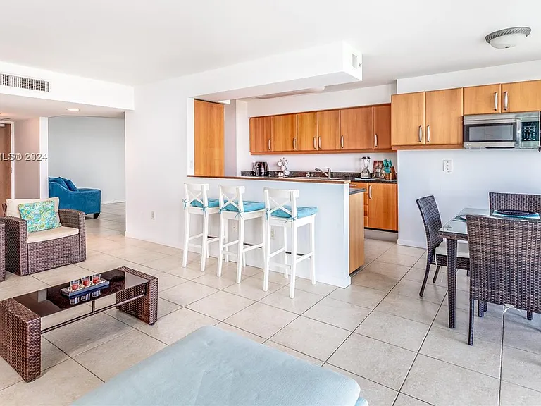 16500 Collins Ave #655 — Photo 10
