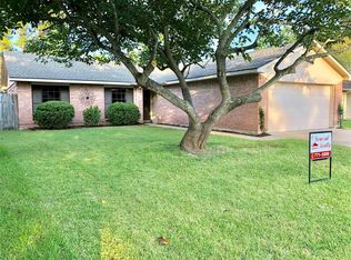 6815 Zapata Dr, Houston, TX 77083