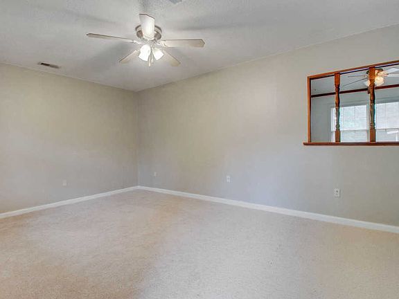 5th image of 4572 Garwood Dr