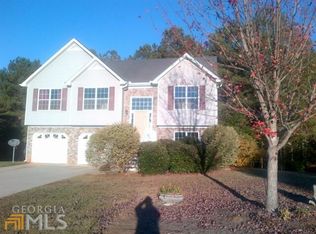 174 Hawthorn Dr, Carrollton, GA 30116