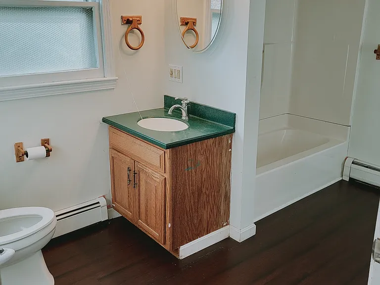 141 Greenwood Ct — Photo 11