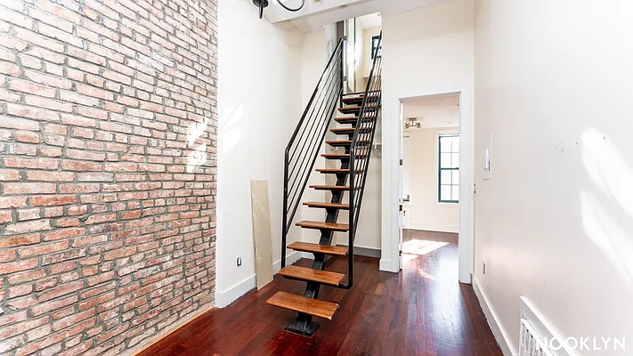 Rented by Nooklyn NYC LLC | media 12