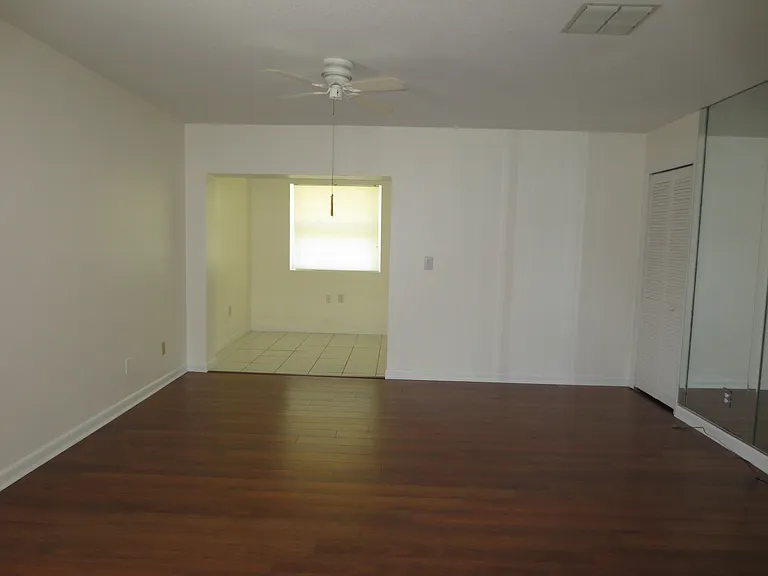 3132 Brunswick Cir — Photo 7