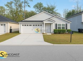 8013 Stuart Ave, Jacksonville, FL 32220