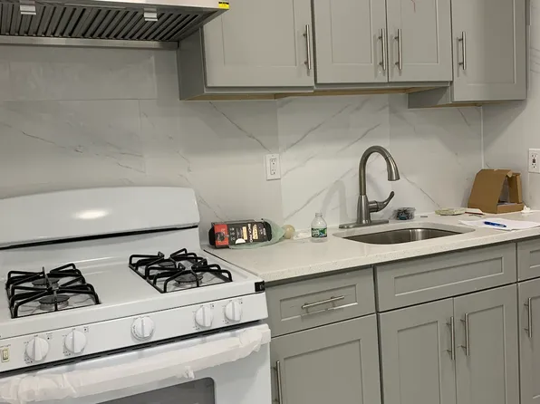 679 Cleveland St APT 1, Brooklyn, NY 11208