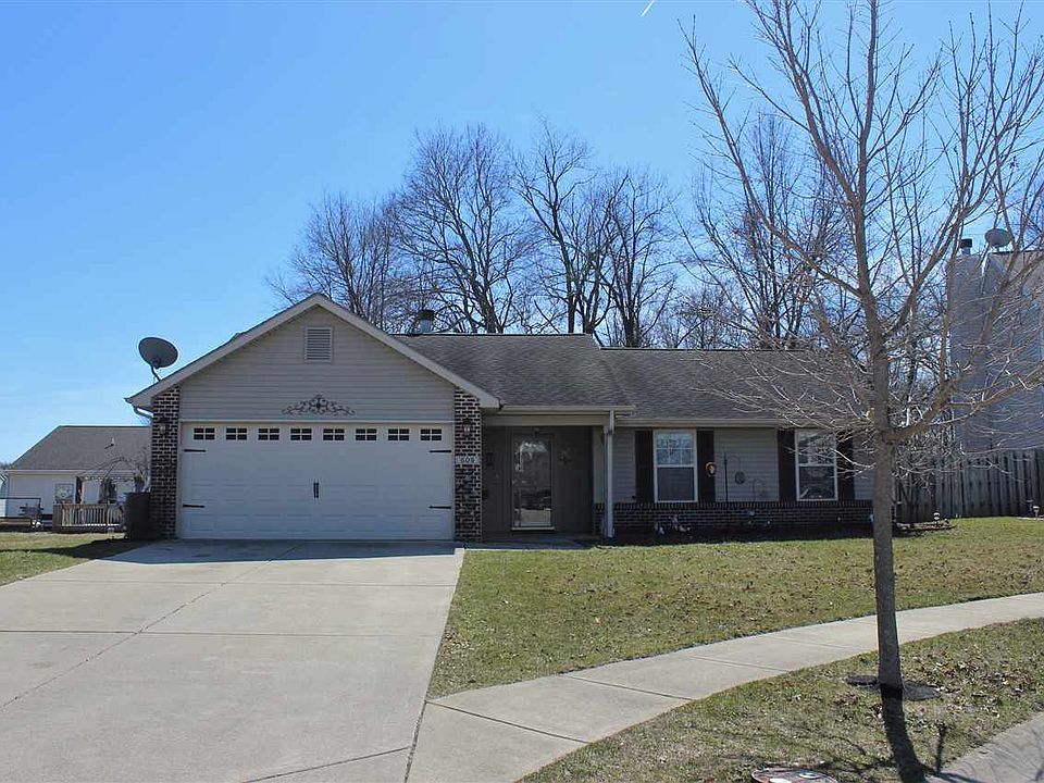 1st image of 609 Braxton Dr N