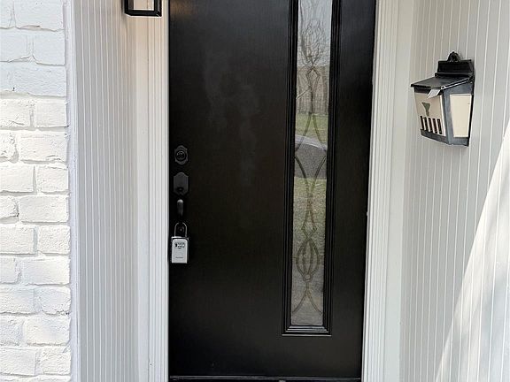 2nd image of 15302 Corsair Rd