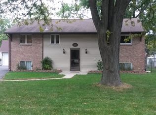 109 Parklawn Ct, Bolingbrook, IL