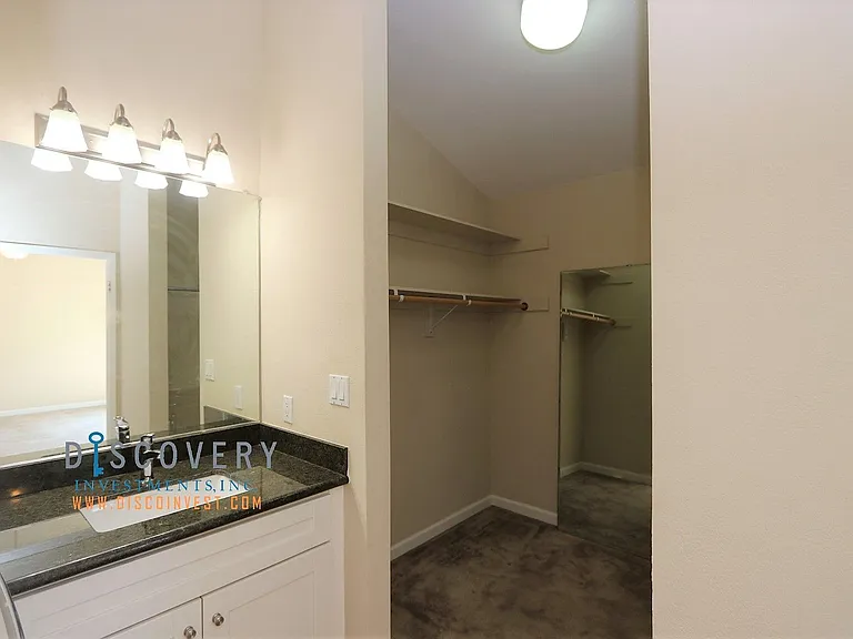 215 Samaria Ln — Photo 17