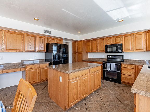 5th image of 40126 S Mountain Shadow Dr