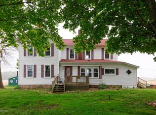 61242 Roberts Rd, Three Rivers, MI 49093