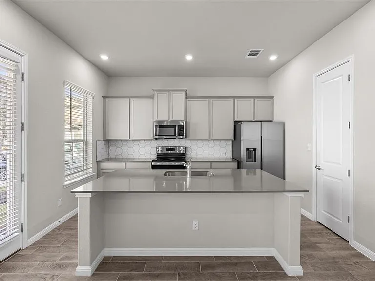 1015 Vista View Dr #1301 — Photo 6