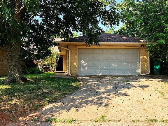 5th image of 6928 Woodlake Dr #6928