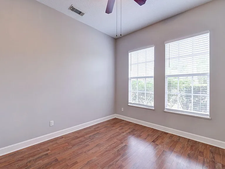 833 SW Vineland Ct — Photo 19