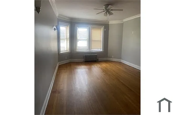 Building Photo - 7320 S Ridgeland Ave #2